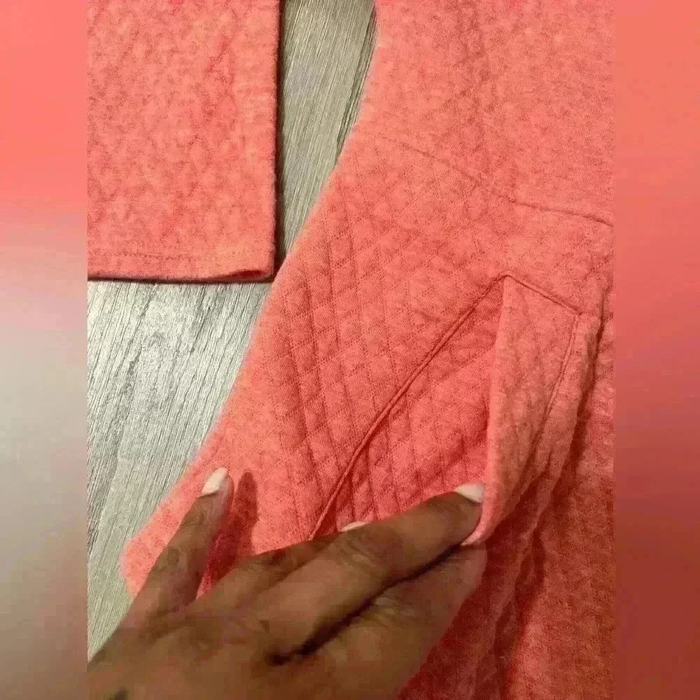Eddie Bauer Salmon Color Pull Over Sweater Size M (#146) - Picture 5 of 7
